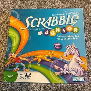 Parker Brothers Scrabble Junior Game 2009 - Vibrant Family Fun